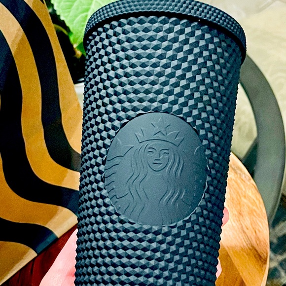 Starbucks Matte Black Studded Cold Cup ๐ค - Picture 5 of 11